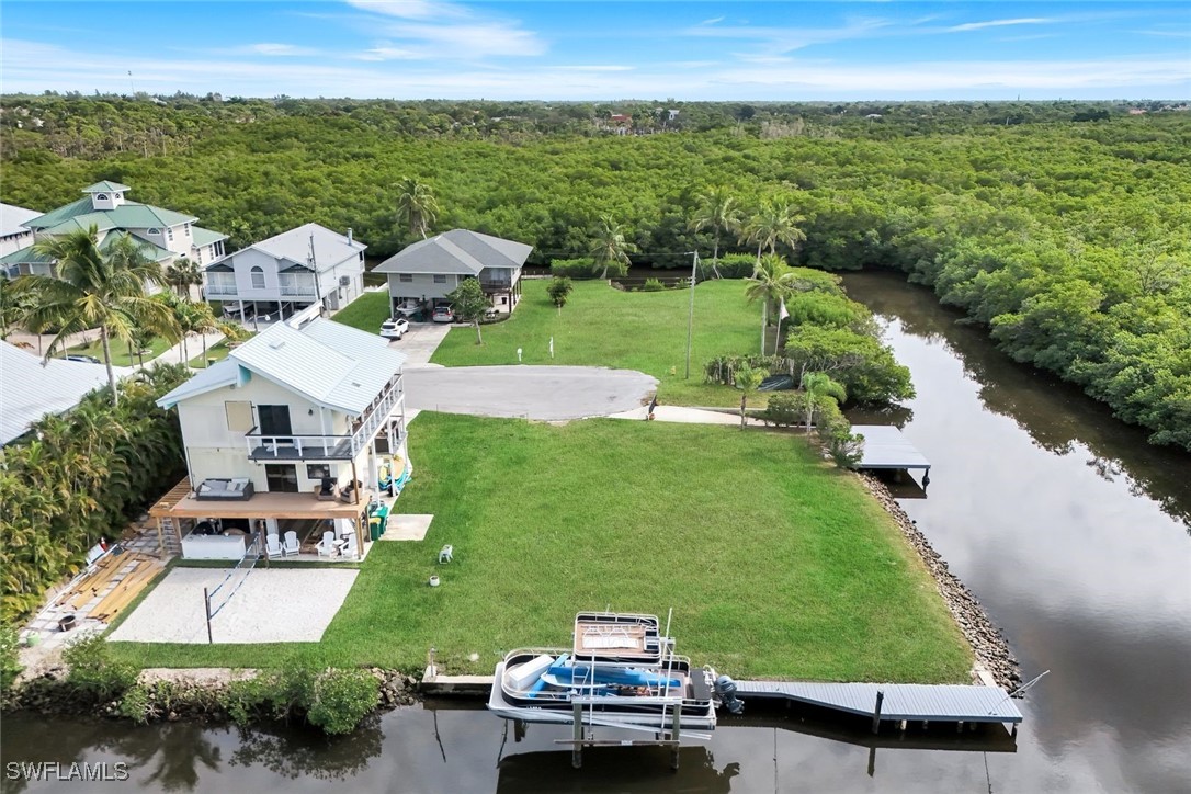 1277 Grand Canal Dr Property Photo 2