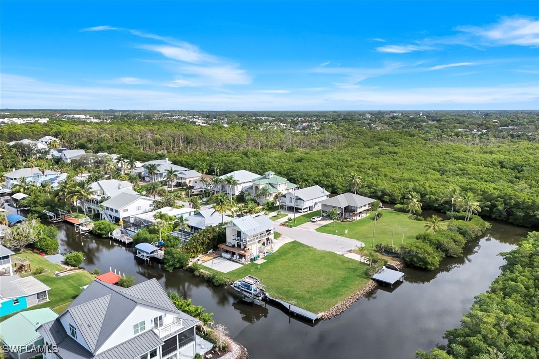 1277 Grand Canal Dr Property Photo 14