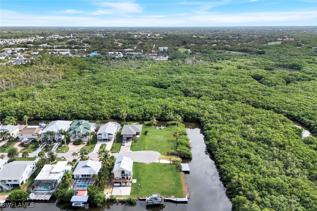 1277 Grand Canal Dr Property Photo 15