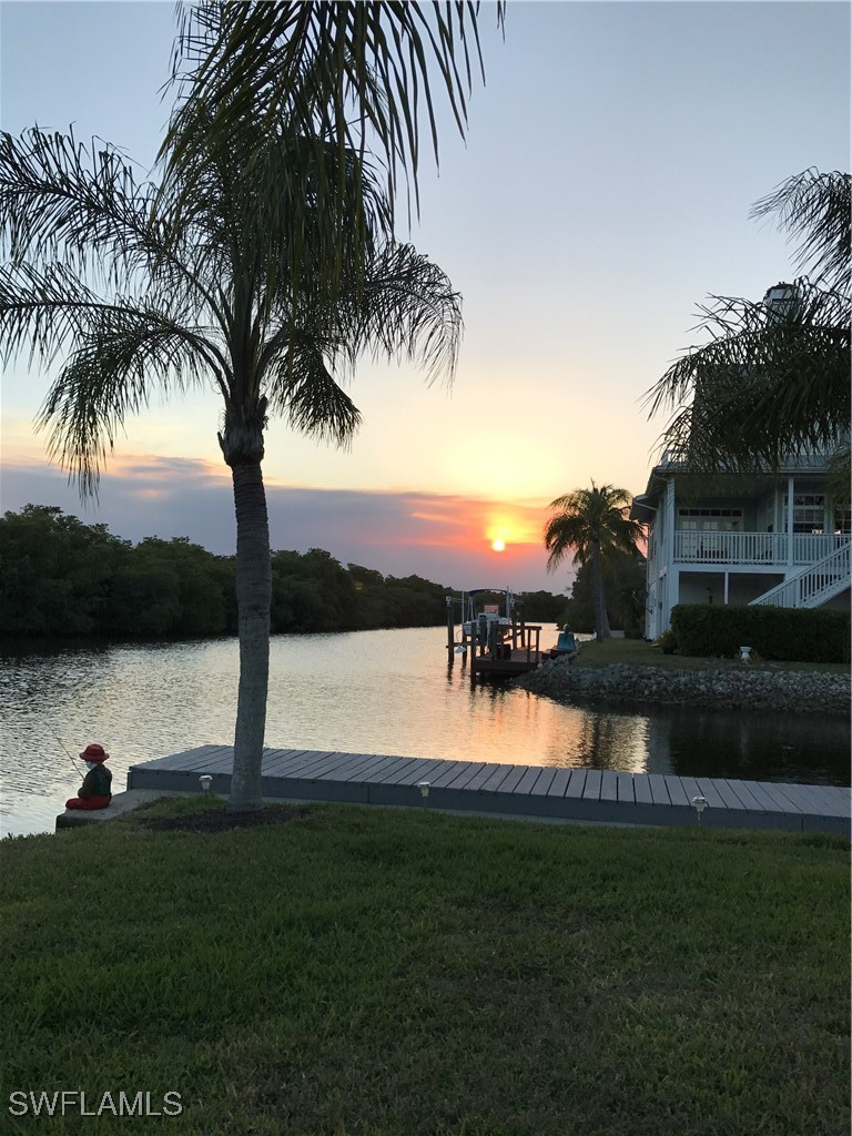 1277 Grand Canal Dr Property Photo 32