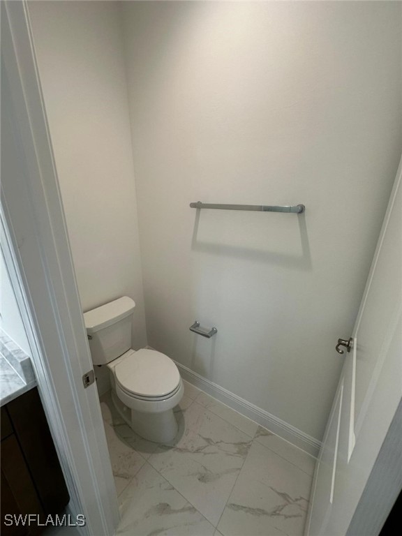 2167 Della Dr Property Photo 7