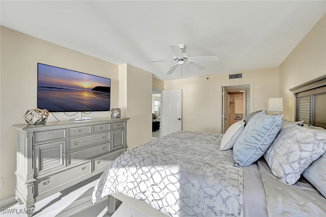 5550 Heron Point Dr 1802 Property Photo 15