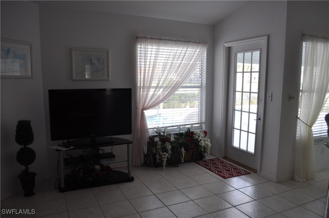 431 Dundee Ct Property Photo 11