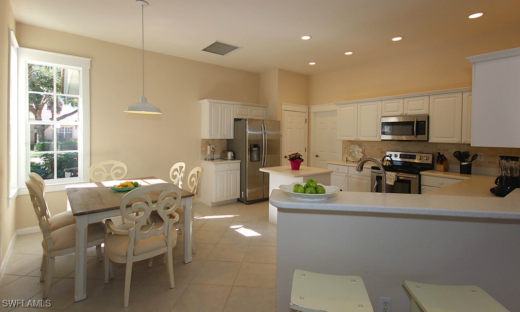 6855 Old Banyan Way Property Photo 7