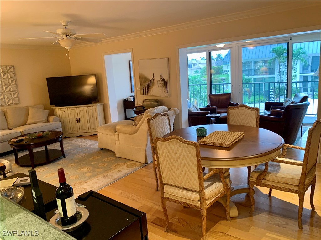 333 Harbour Dr 211 Property Photo 16