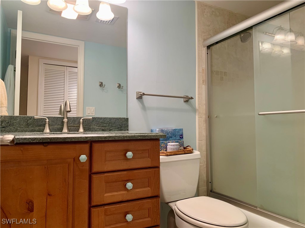 333 Harbour Dr 211 Property Photo 28