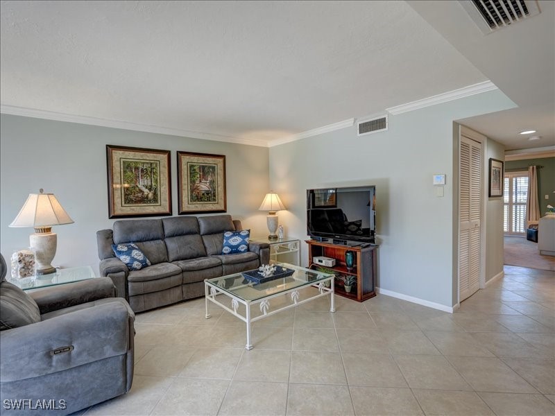3200 Gulf Shore Blvd N 204 Property Photo 13