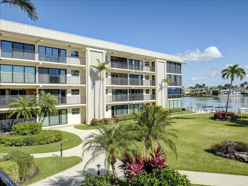 3200 Gulf Shore Blvd N 204 Property Photo 25
