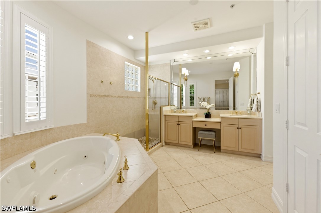 2859 Tiburon Blvd E 102 Property Photo 34