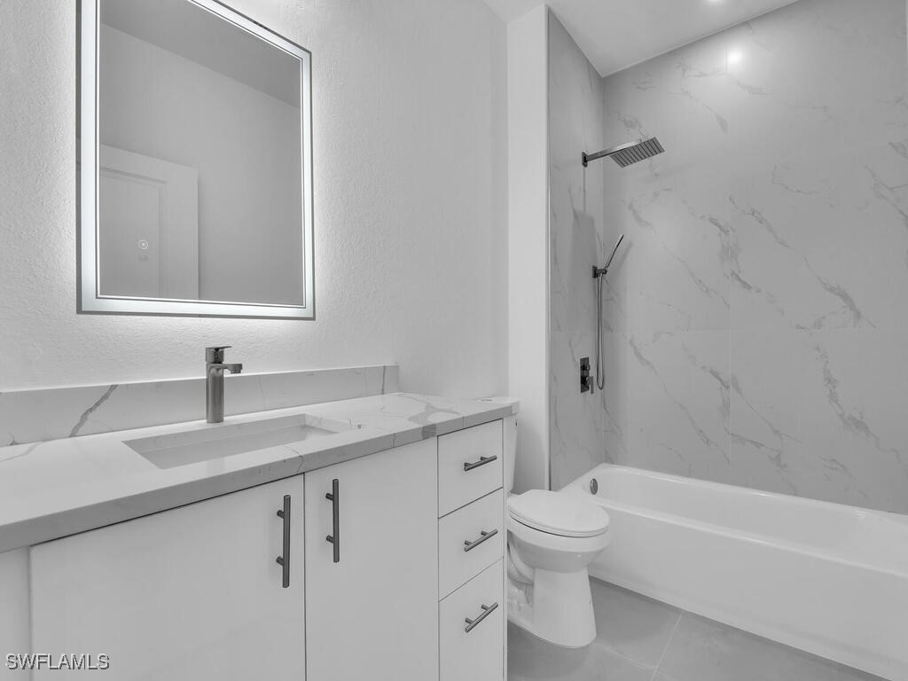2212/2214 Wilson Rd Property Photo 45