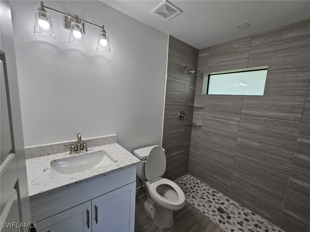 225075160 Property Photo 12