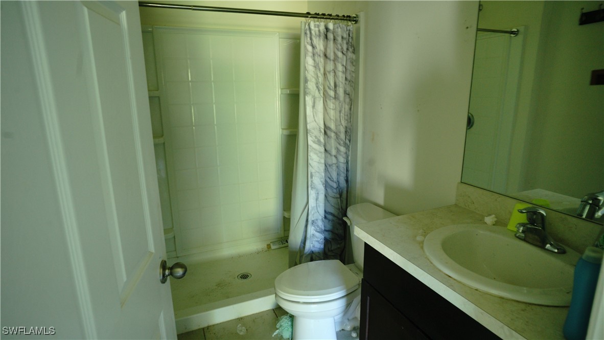 666 Vanola Ct Property Photo 8