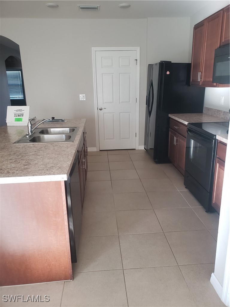 225075266 Property Photo 6