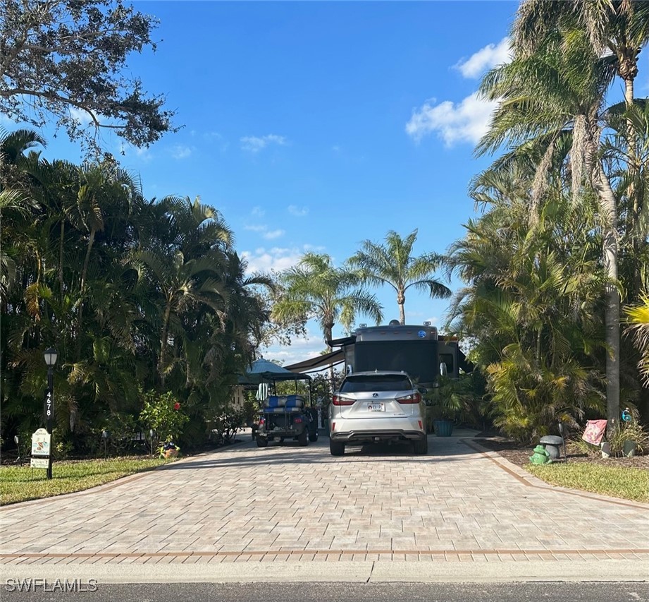 4678 Southern Breeze Dr Property Photo 1