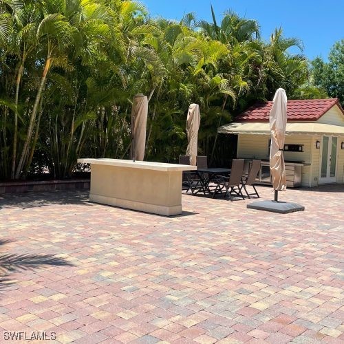 4762 Southern Breeze Dr Property Photo 2