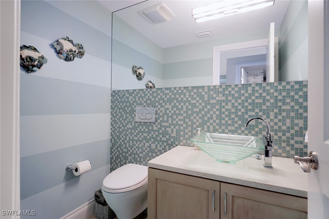 9577 Gulf Shore Dr W 504 Property Photo 22