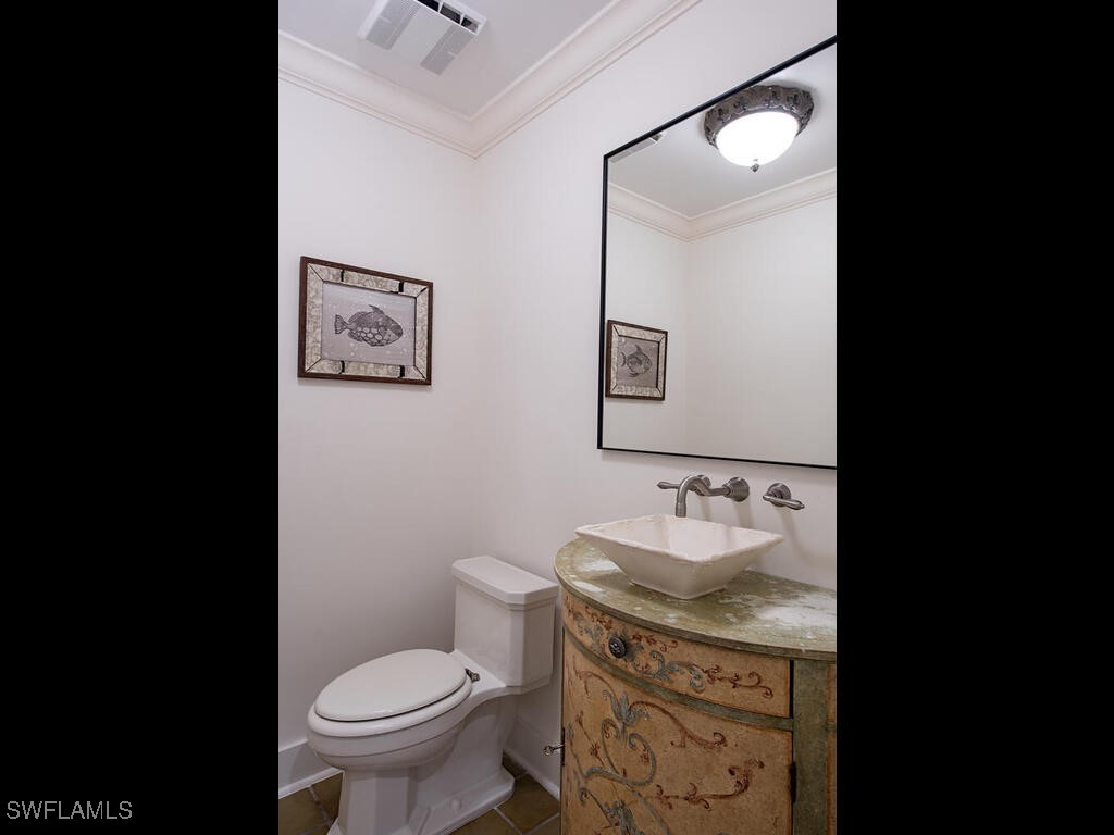 225075452 Property Photo 27