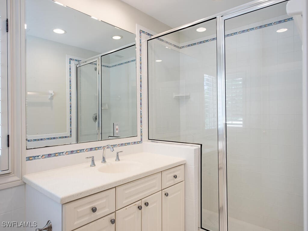 225075452 Property Photo 33