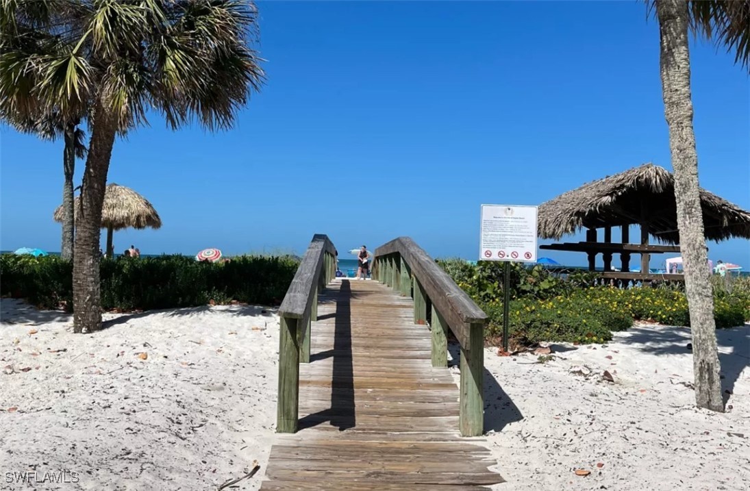 1300 Gulf Shore BLVD N 304 Property Photo 1