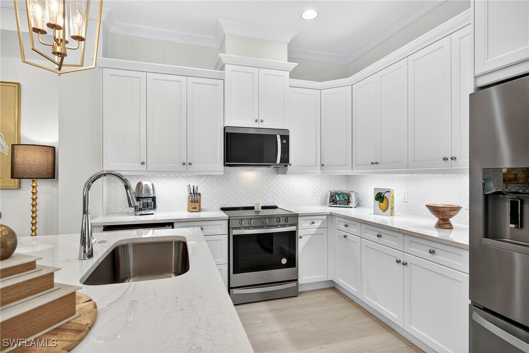 8877 Yucatan Ct Property Photo 11