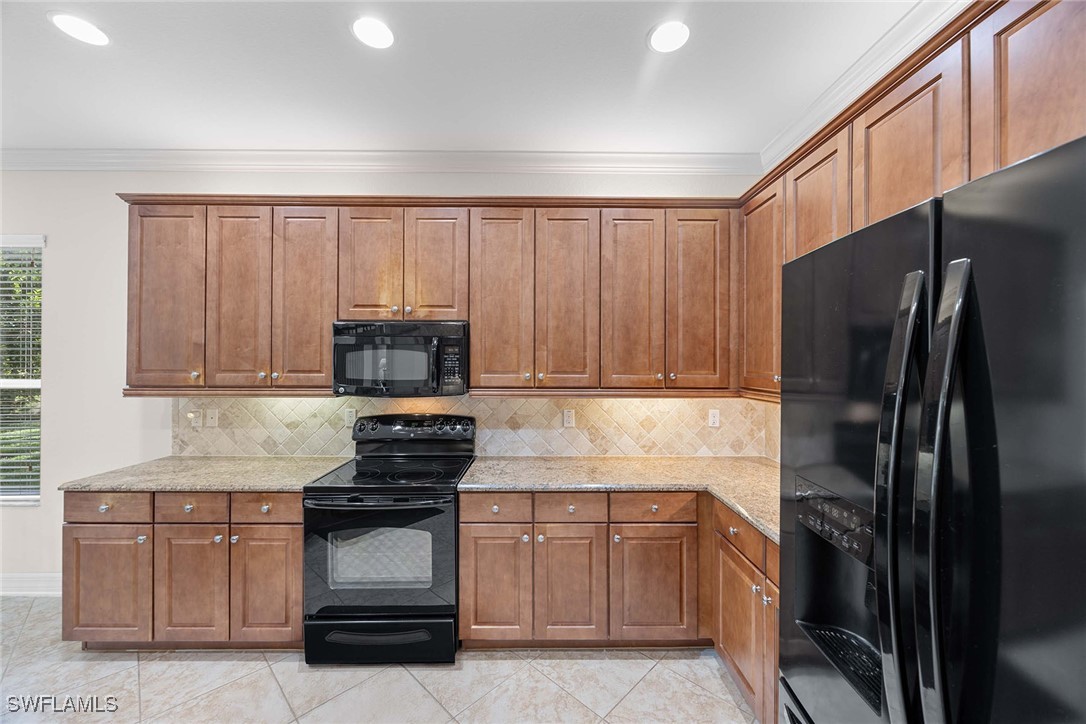 6542 Marbella Dr Property Photo 14