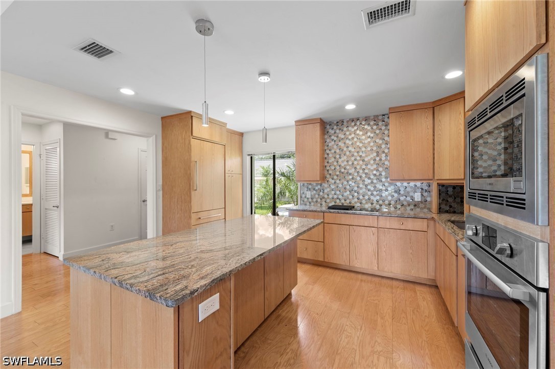 401 Arbor Lake Dr 4-101 Property Photo 3