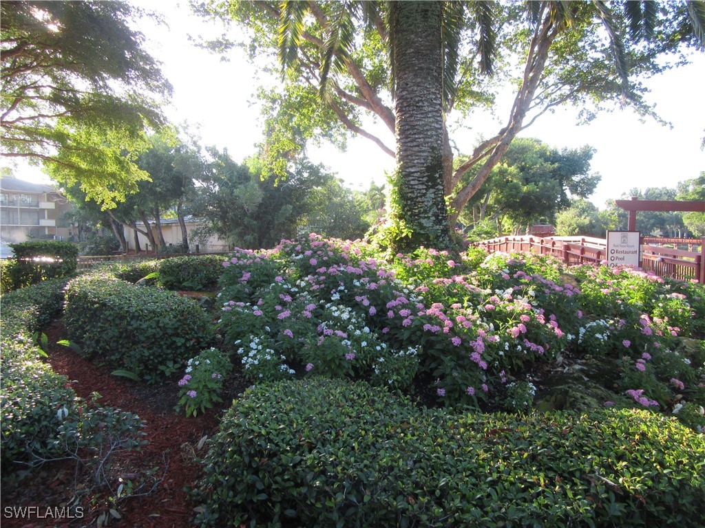 600 Neapolitan Way 211 Property Photo 14