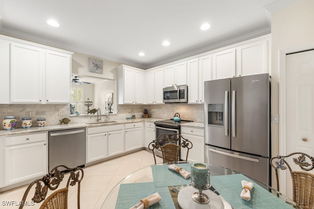 3951 Cherrybrook Loop Property Photo 3