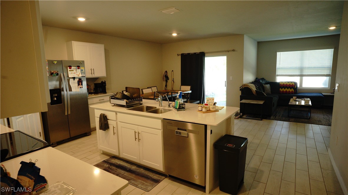 3301 Joan Ave N Property Photo 6