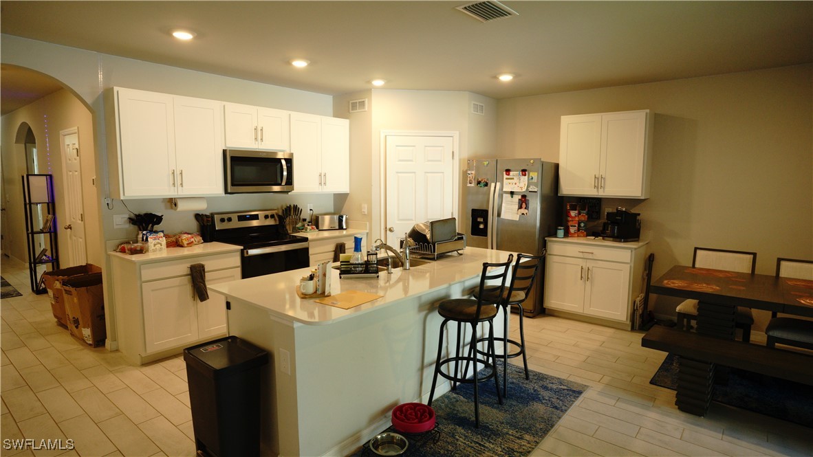 3301 Joan Ave N Property Photo 7
