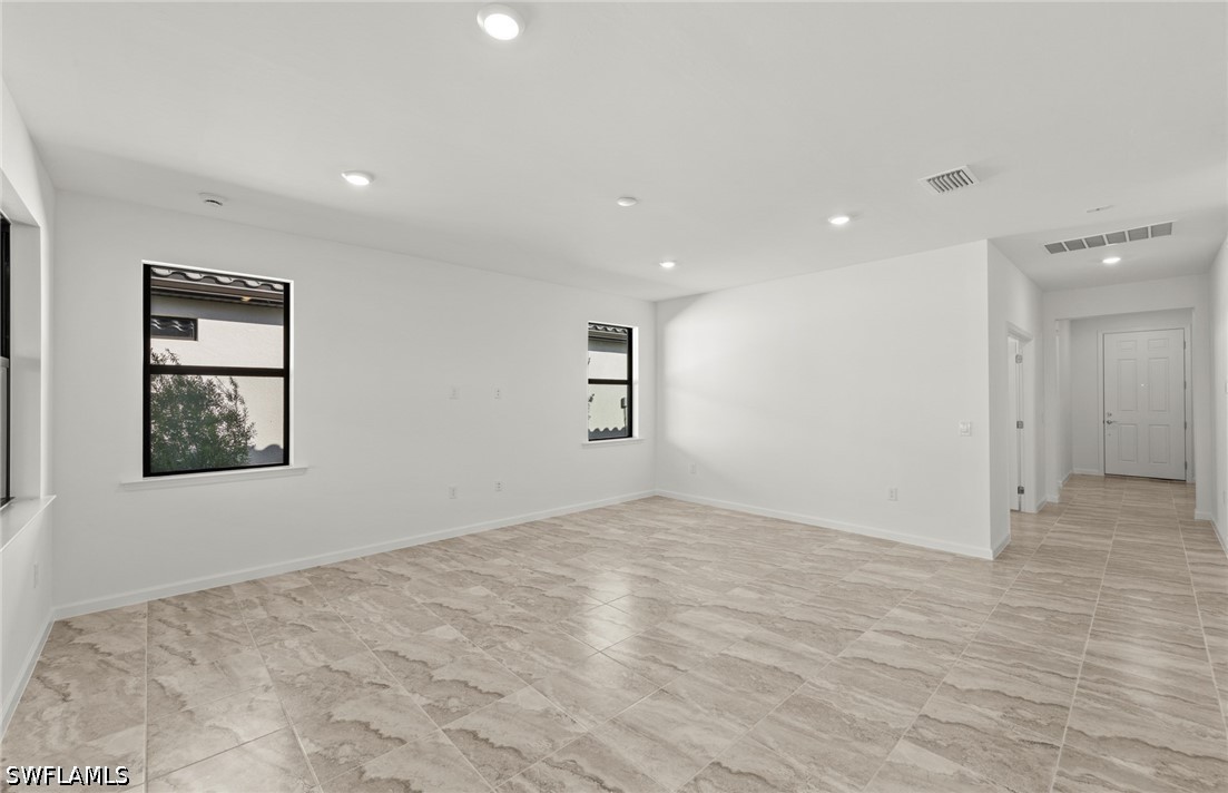 3922 E Hampton Cir Property Photo 18