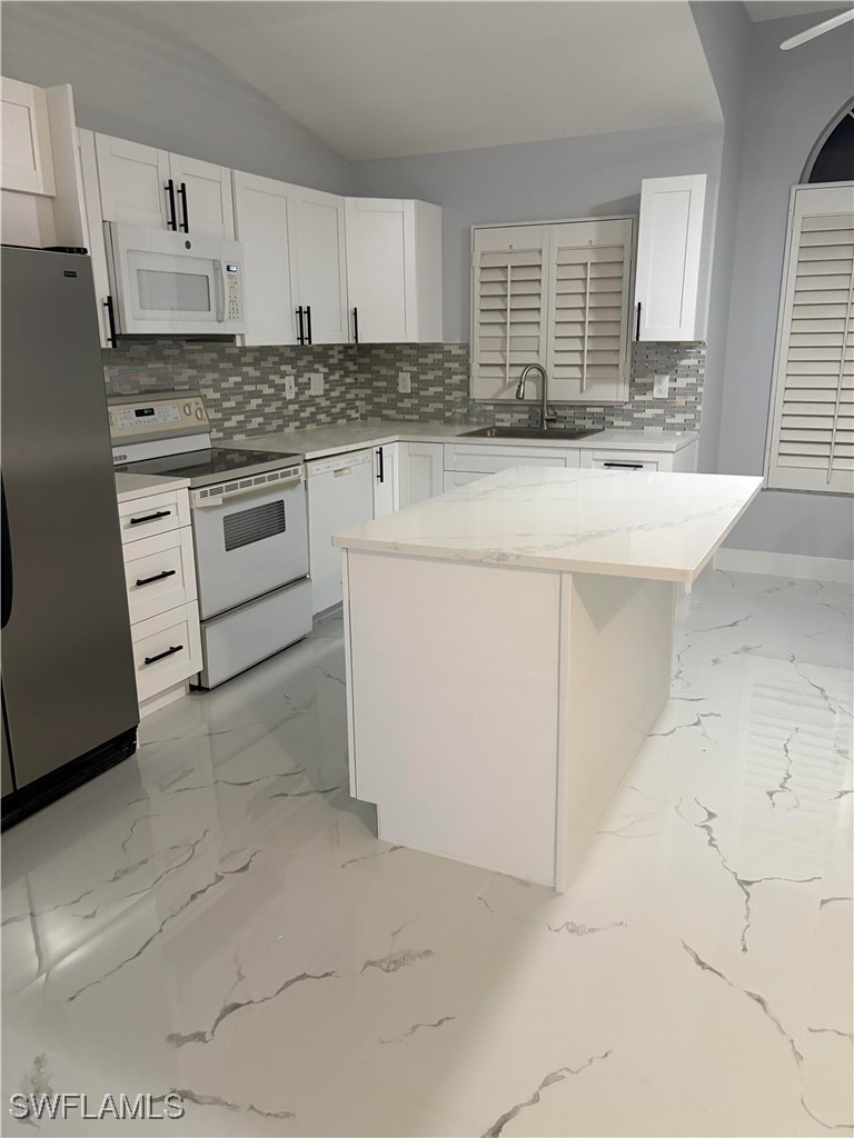 225077316 Property Photo 8