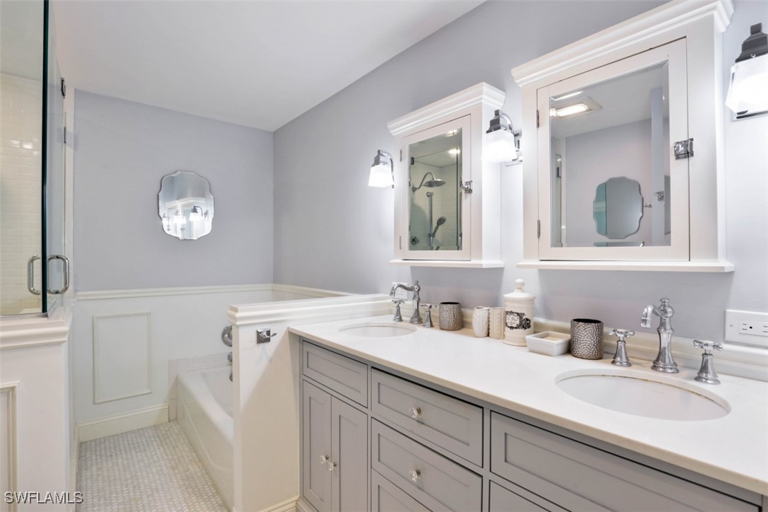 5897 Chanteclair Dr 313 Property Photo 4