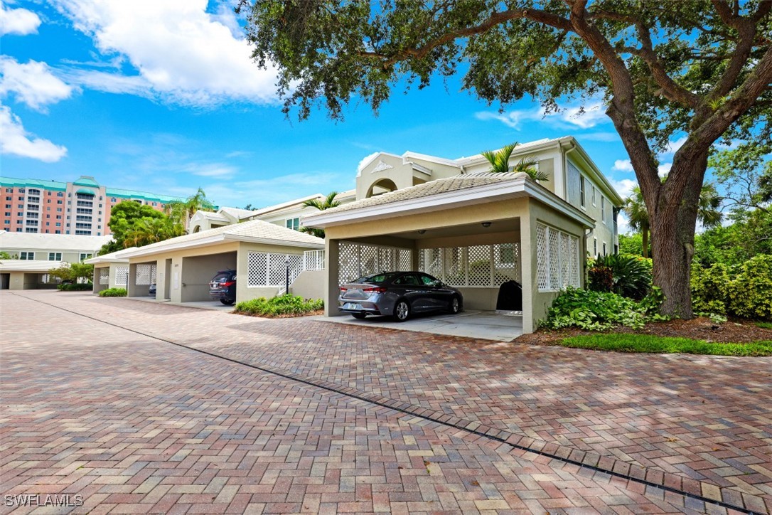 5897 Chanteclair Dr 313 Property Photo 18
