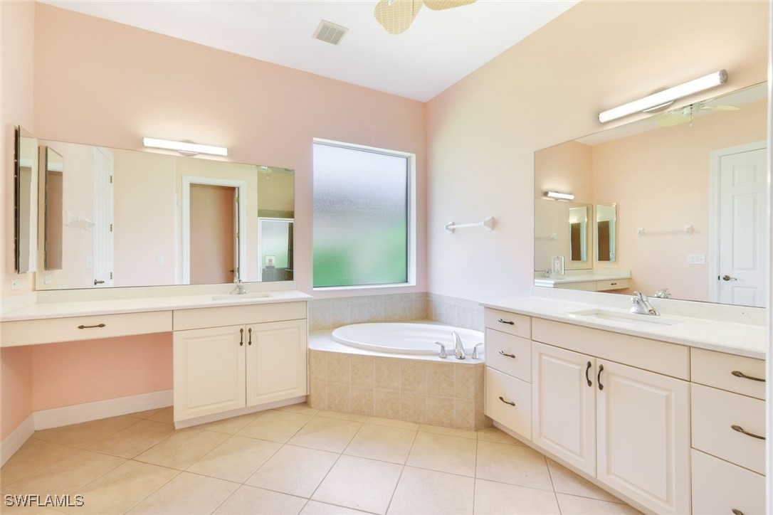 12910 Silverthorn Ct Property Photo 15