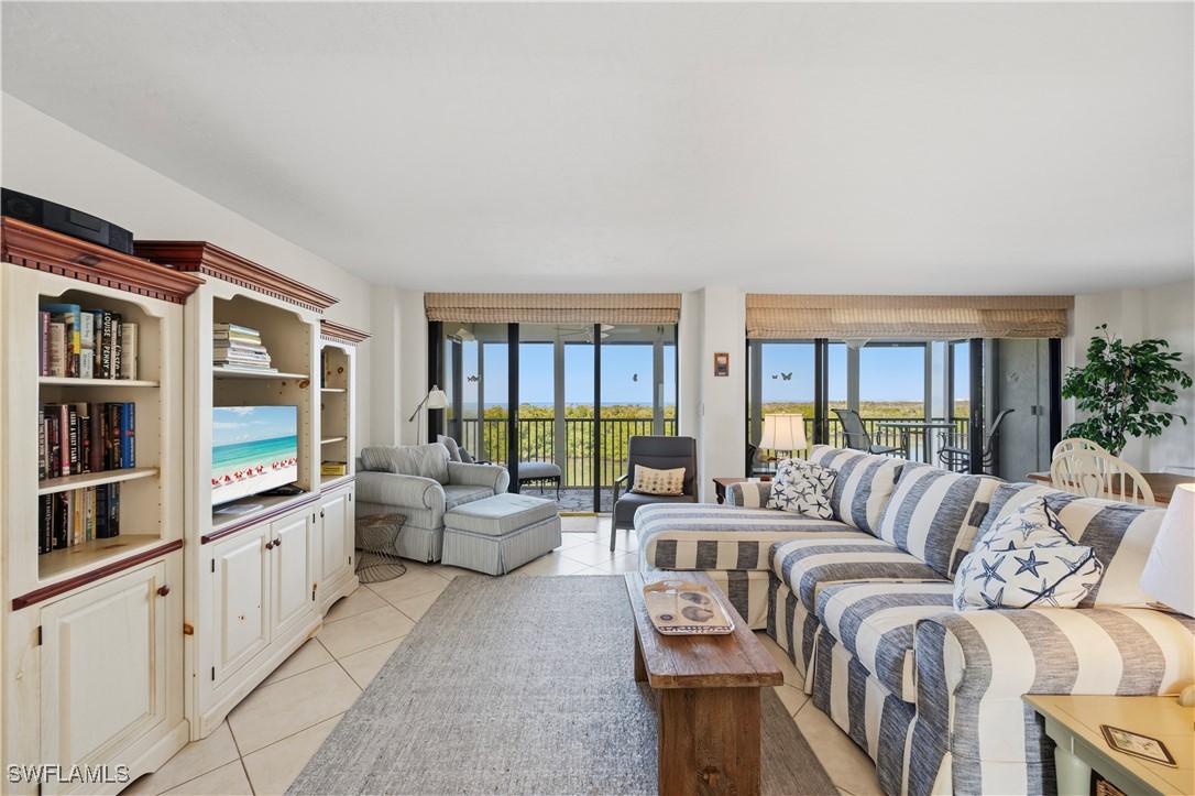 11 Bluebill Ave 404 Property Photo 20