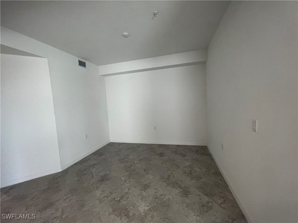 5835 Double Eagle Cir 4718 Property Photo 8