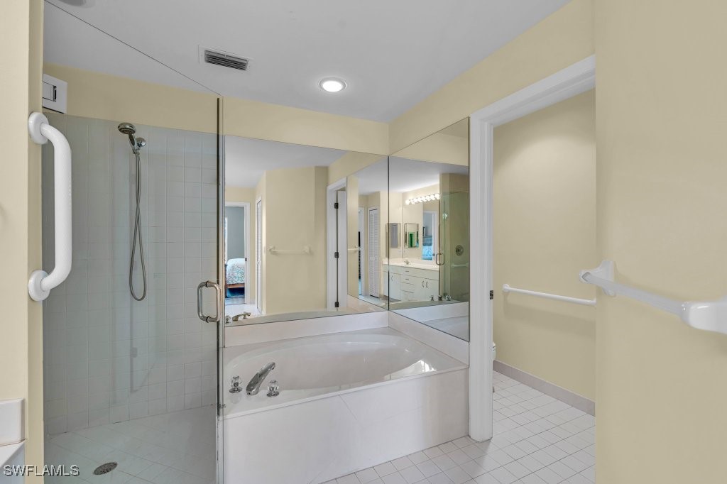 8251 Grand Palm Dr 3 Property Photo 10