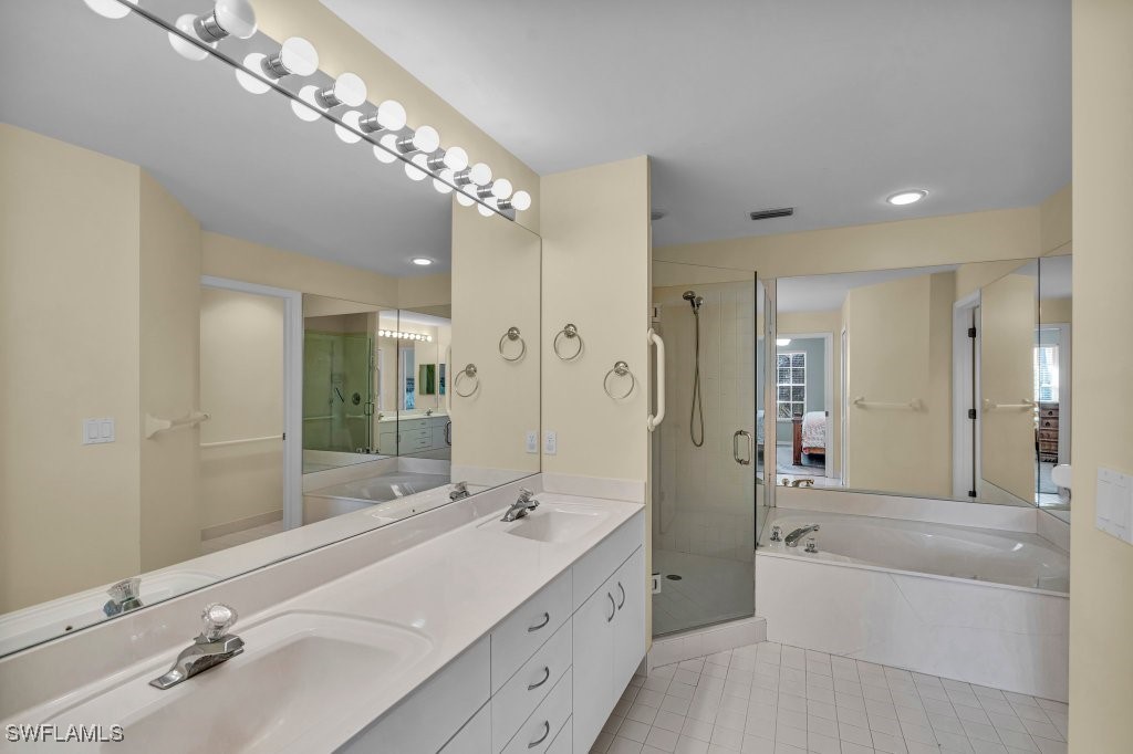 8251 Grand Palm Dr 3 Property Photo 12