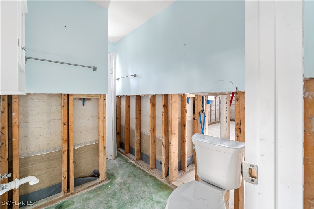 4896 Esplanade St Property Photo 14