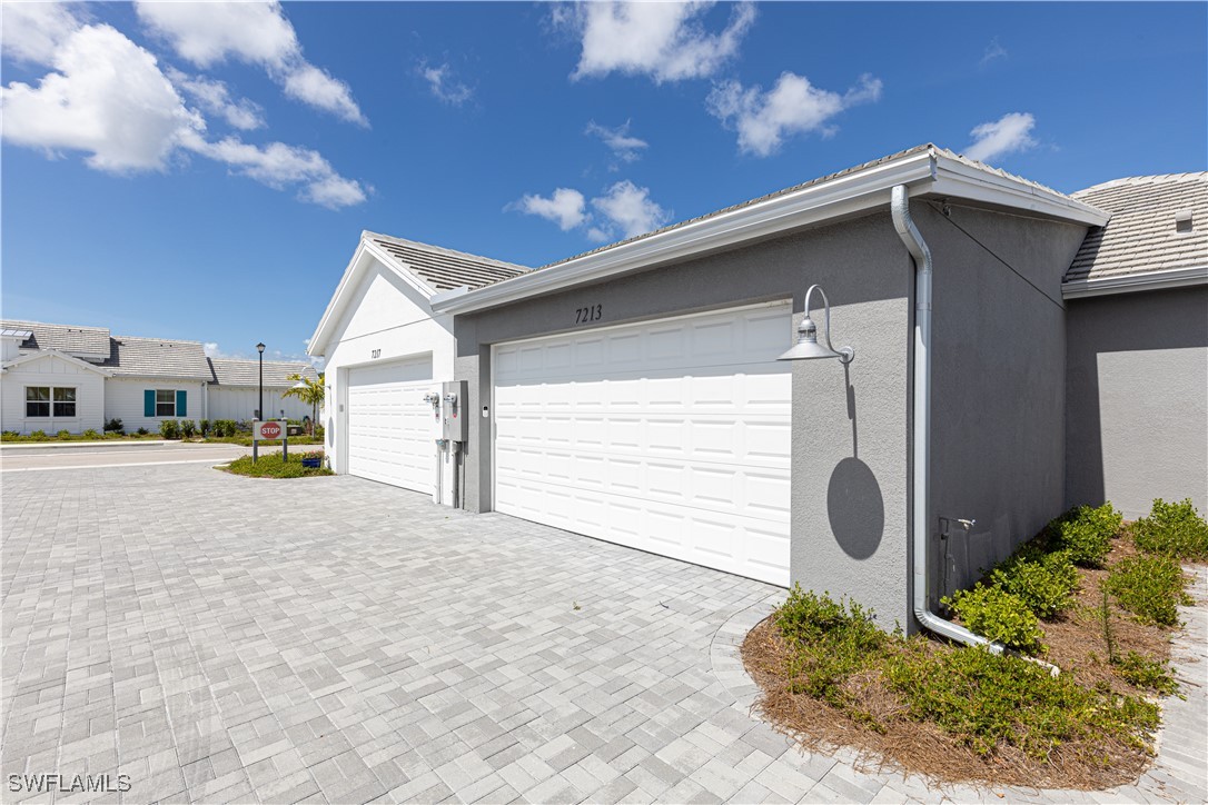 7213 Saona Ct Property Photo 19