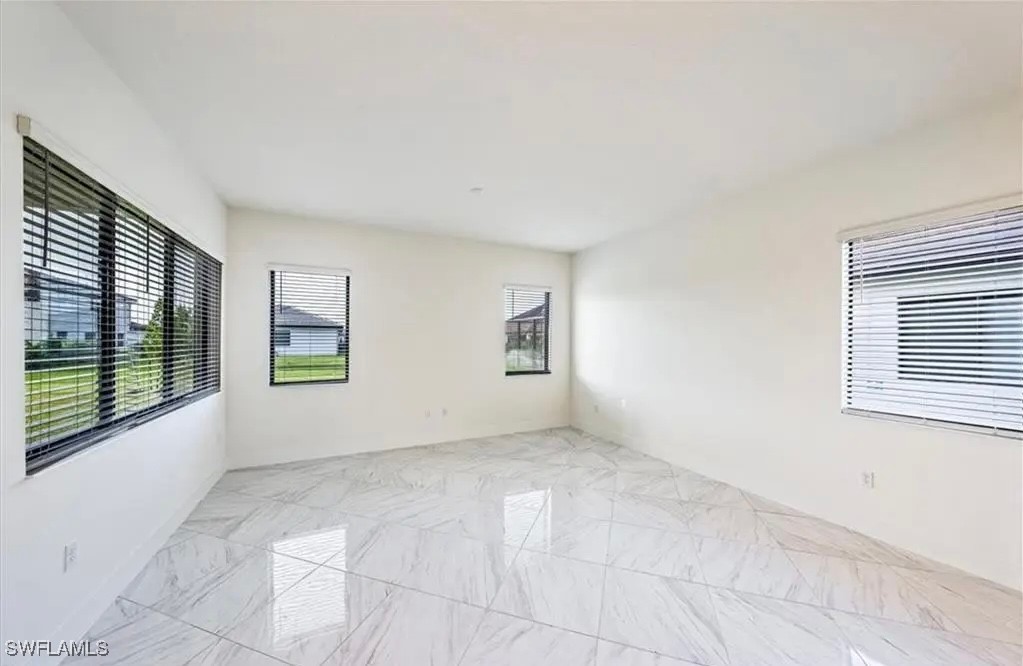 5048 Gambero Way Property Photo 8