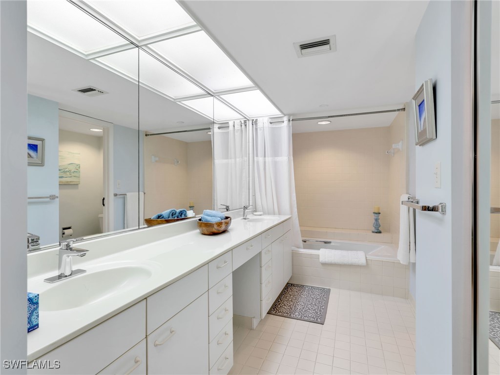 4751 Gulf Shore Blvd N 602 Property Photo 19