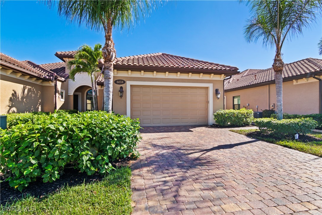 6604 Roma Way Property Photo 2