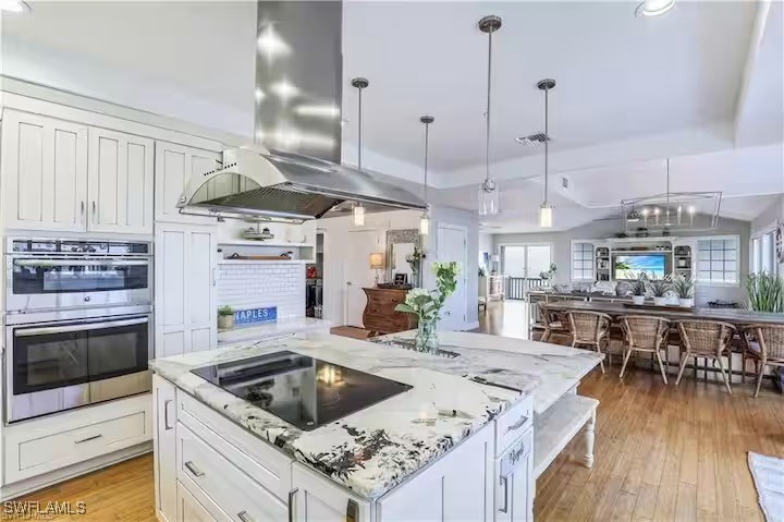 437 Trade Winds Ave Property Photo 13