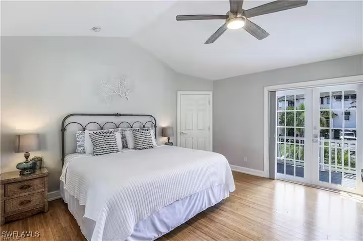 437 Trade Winds Ave Property Photo 18