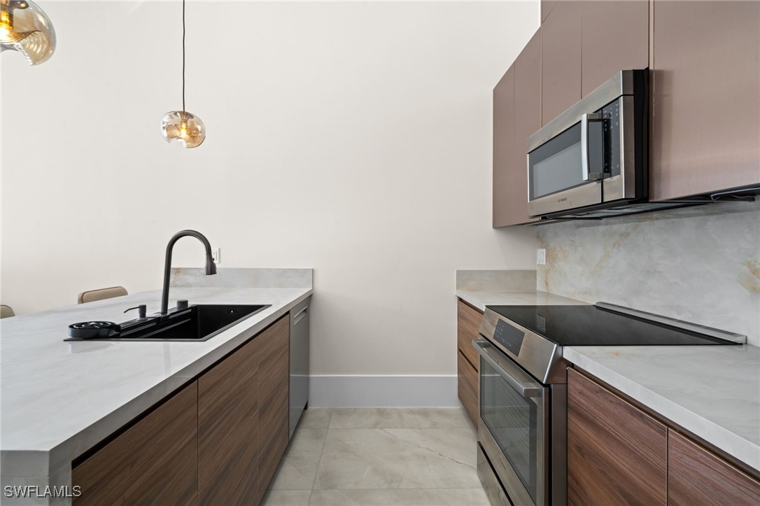 2272 Oakes Blvd Property Photo 41