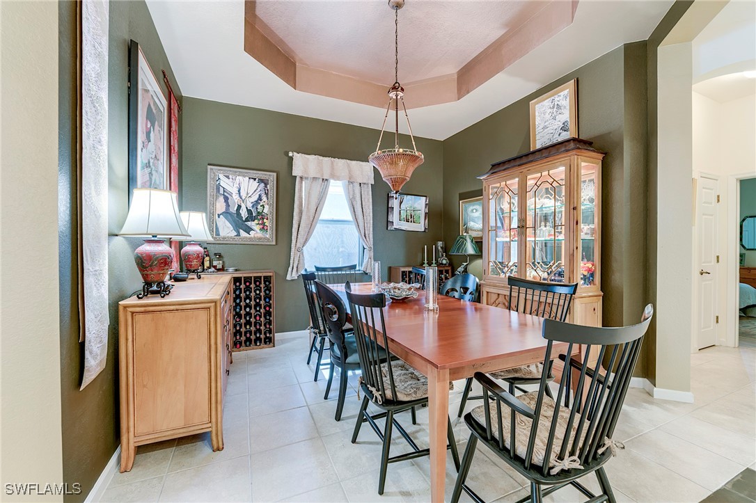 3806 Lakeview Isle Ct Property Photo 9