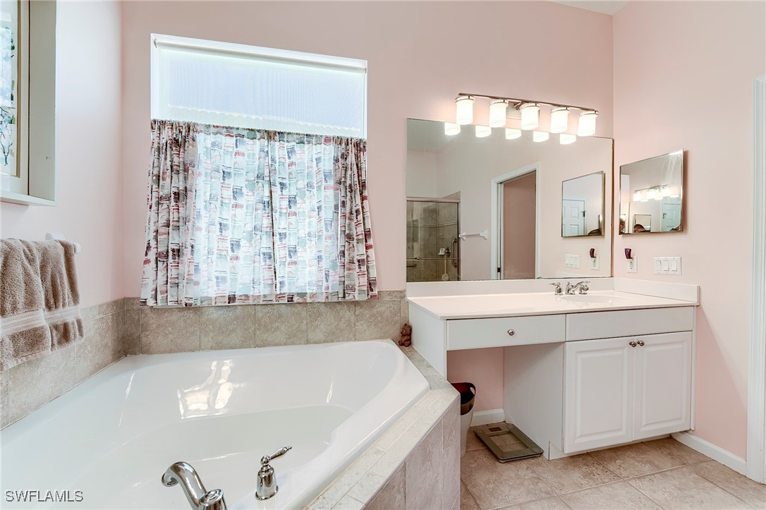 3806 Lakeview Isle Ct Property Photo 32