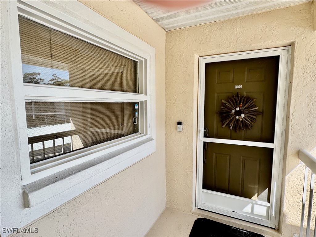 645 Squire Ct 202 Property Photo 2